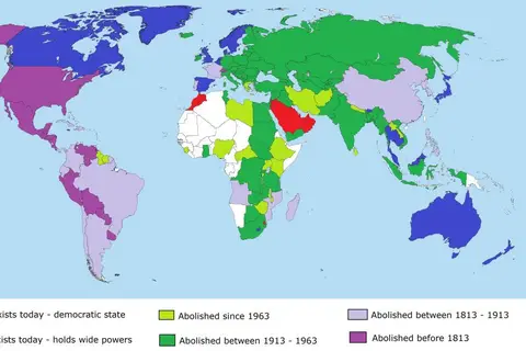 Map: Monarchies throughout modern history and when they where abolished.
